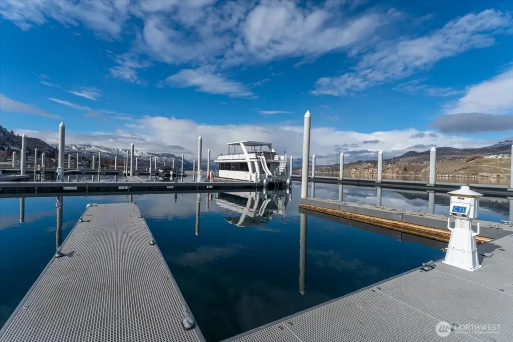 1350 W Woodin Avenue Chelan WA 98816