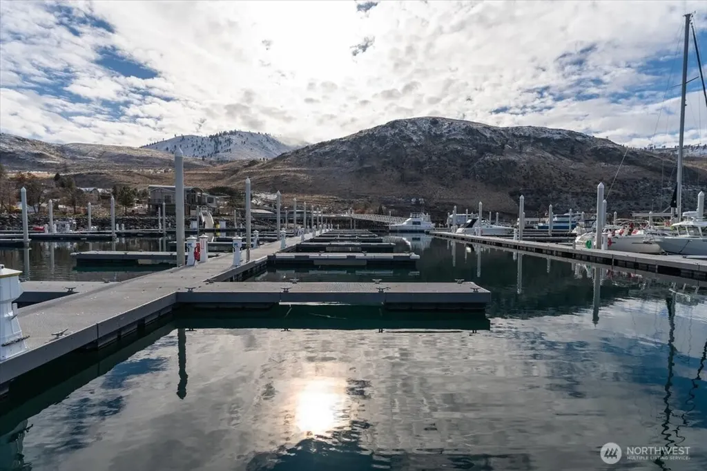 1350 W Woodin Avenue Chelan WA 98816