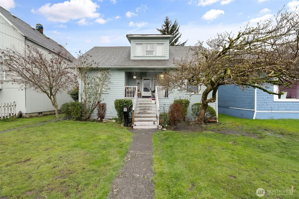 2719 Pacific Avenue Hoquiam WA 98550