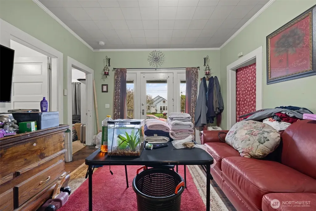2719 Pacific Avenue Hoquiam WA 98550