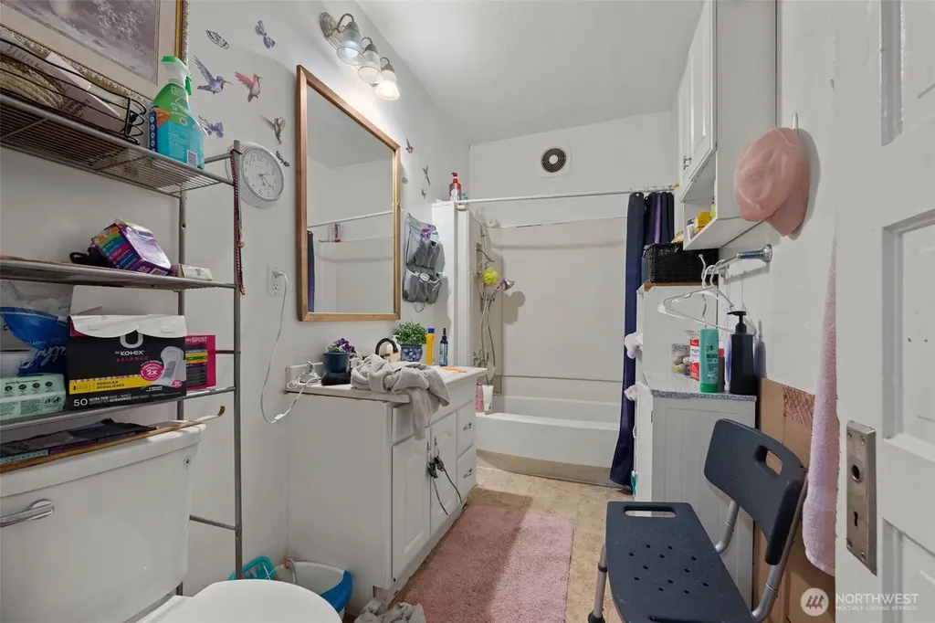 2719 Pacific Avenue Hoquiam WA 98550