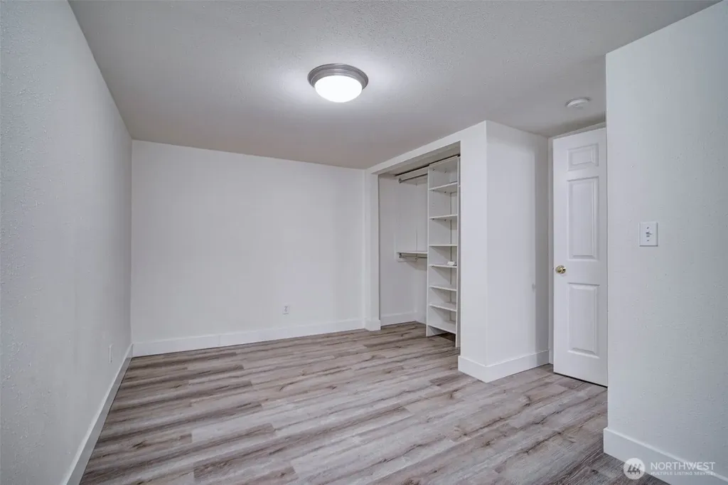 10633 21st Avenue SW Seattle WA 98146