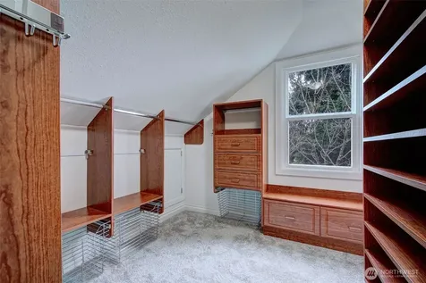 10633 21st Avenue SW Seattle WA 98146