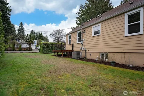 10633 21st Avenue SW Seattle WA 98146