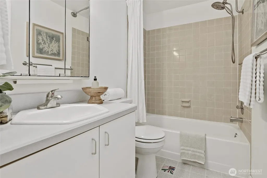 10501 8th Avenue NE Seattle WA 98125