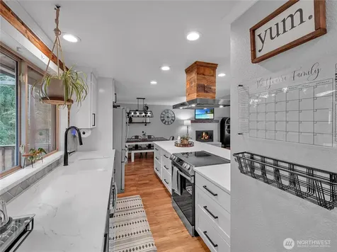 22423 SE 321st Street Kent WA 98042
