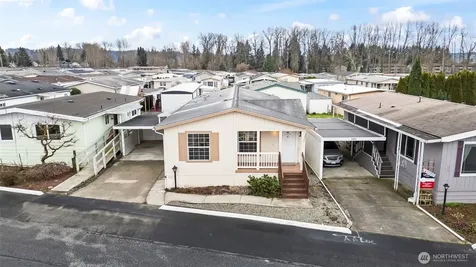 10526 60th Street Ct E Puyallup WA 98372