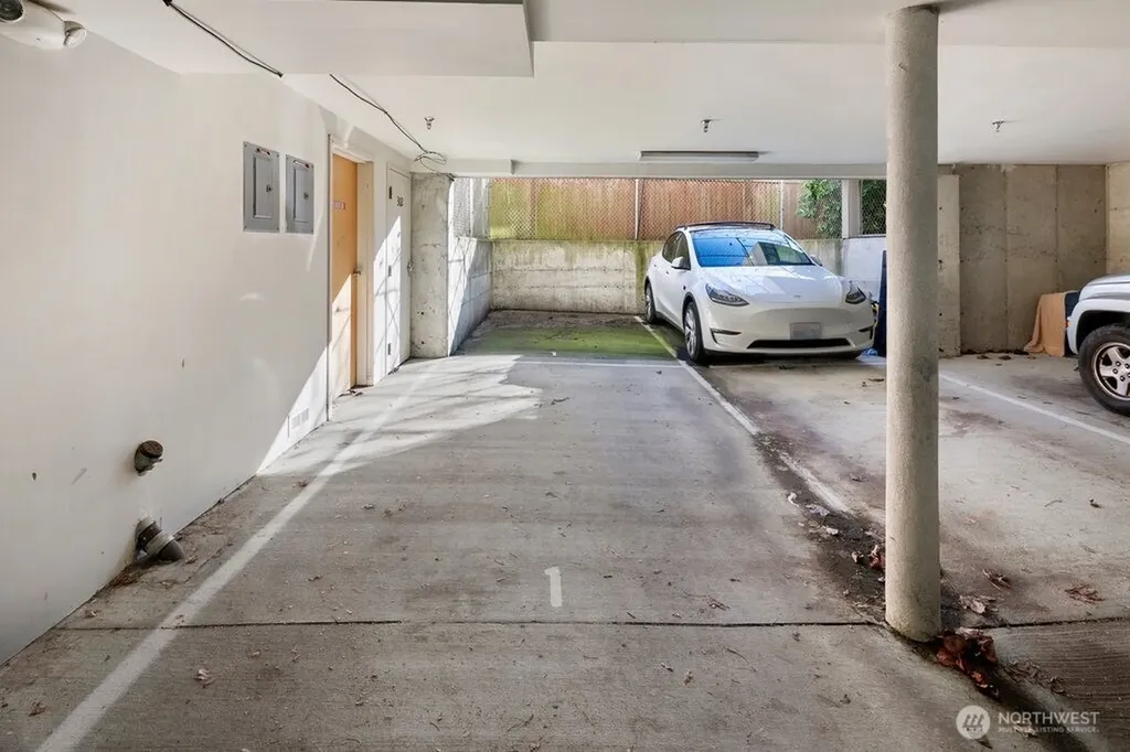 1707 NW 59th Street Seattle WA 98107