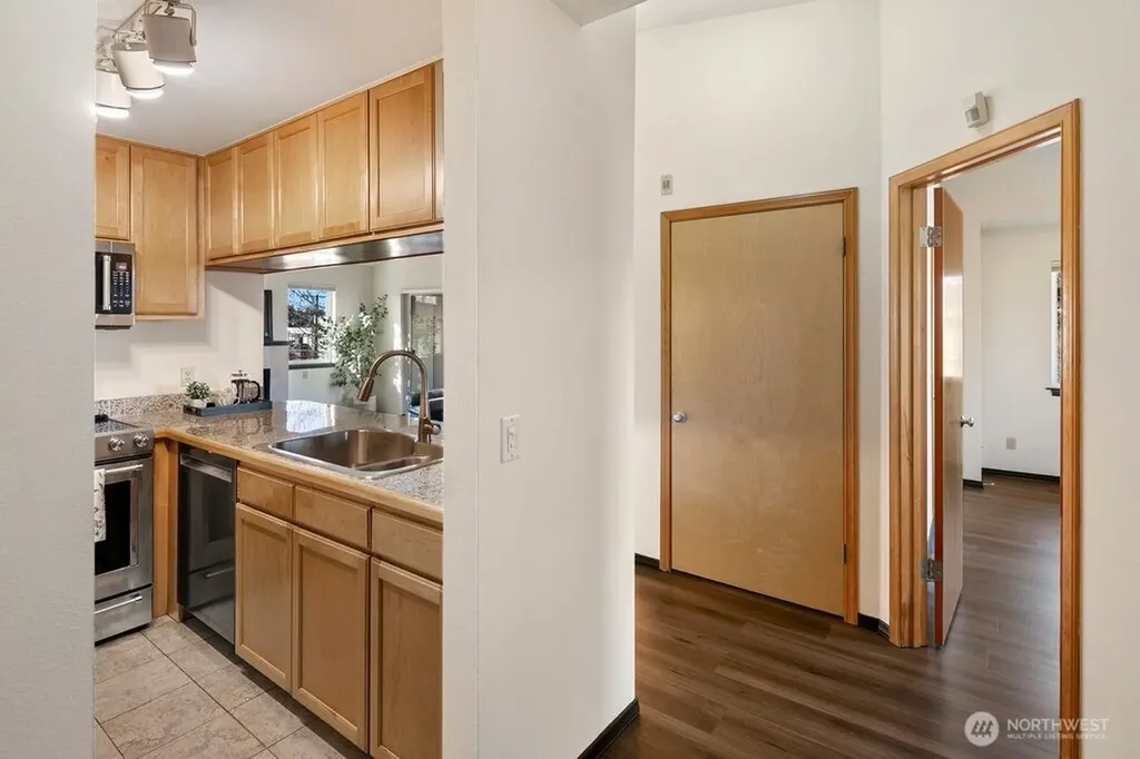 1707 NW 59th Street Seattle WA 98107