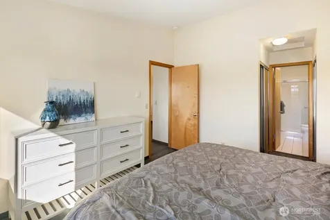 1707 NW 59th Street Seattle WA 98107