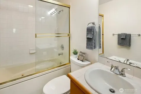 1707 NW 59th Street Seattle WA 98107