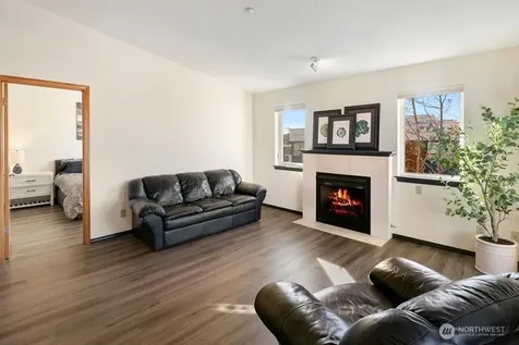 1707 NW 59th Street Seattle WA 98107