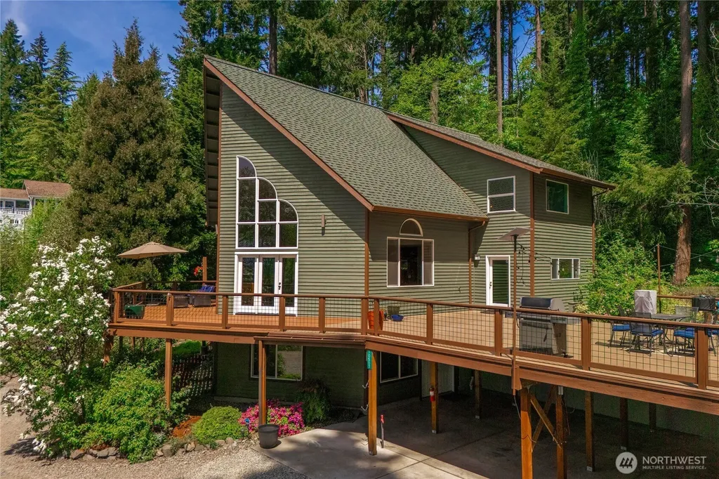 10507 48th Street E Edgewood WA 98372