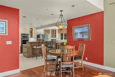 10507 48th Street E Edgewood WA 98372