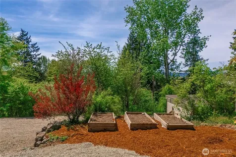 10507 48th Street E Edgewood WA 98372