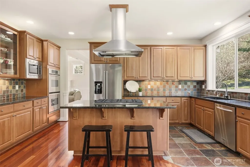 12932 3rd Avenue NE Tulalip WA 98271