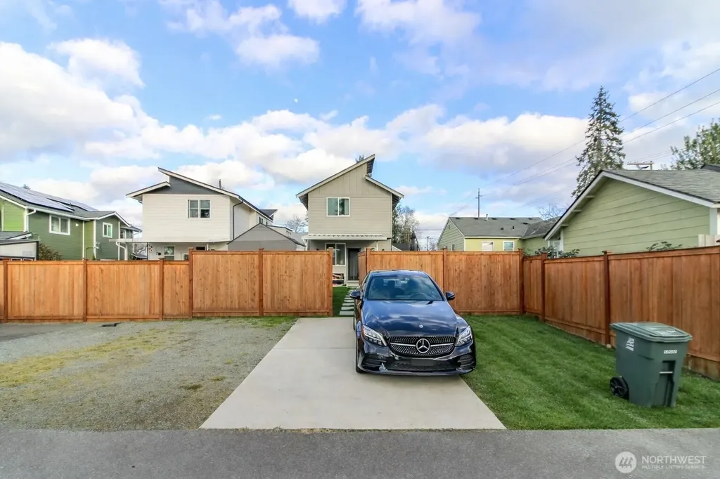 6642 S Alder Street Tacoma WA 98409