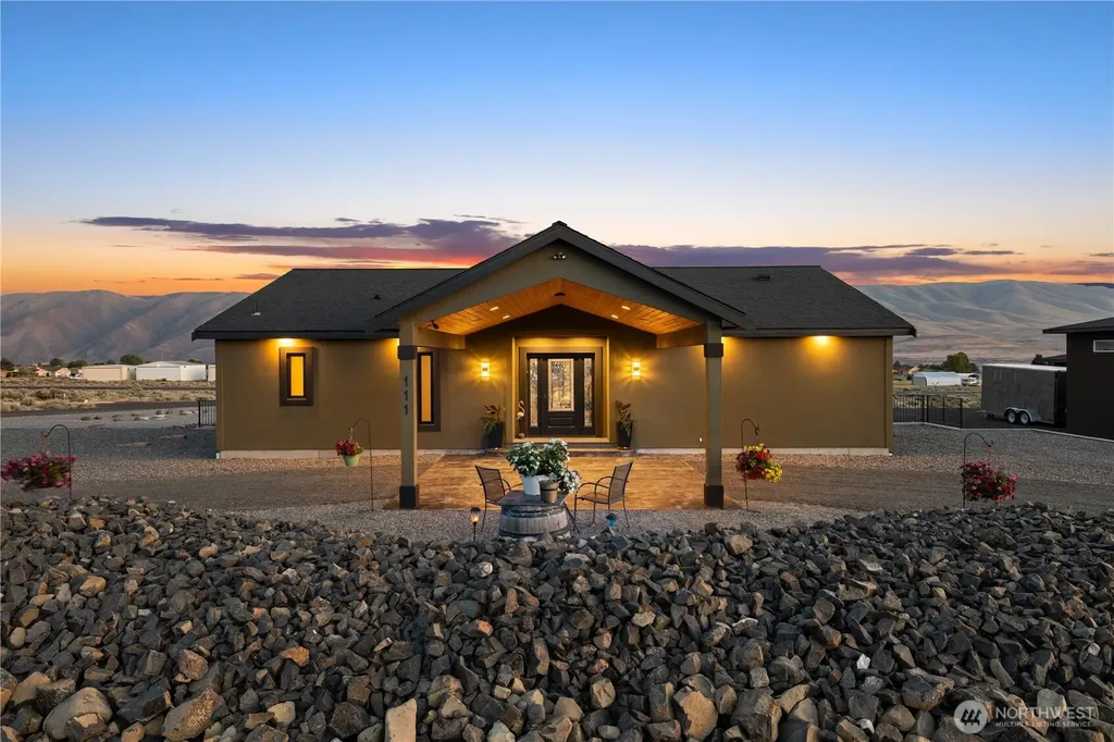 111 Wren Loop SW Mattawa WA 99349