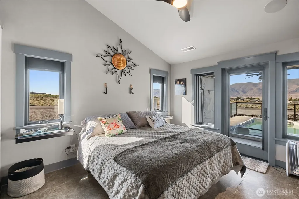 111 Wren Loop SW Mattawa WA 99349