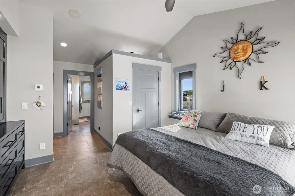 111 Wren Loop SW Mattawa WA 99349