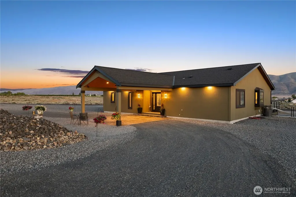 111 Wren Loop SW Mattawa WA 99349