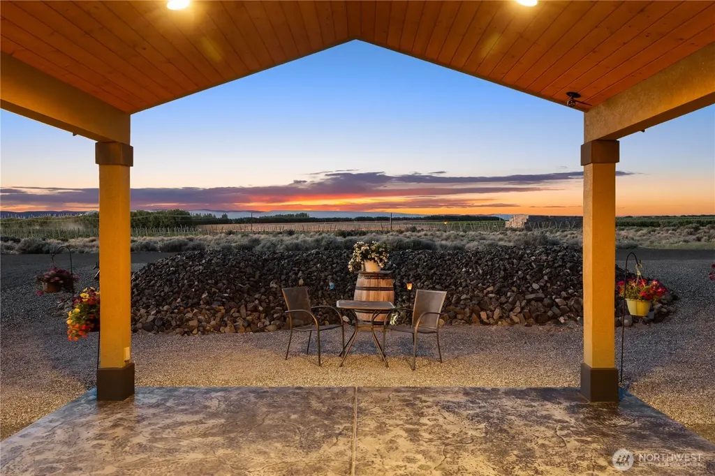 111 Wren Loop SW Mattawa WA 99349