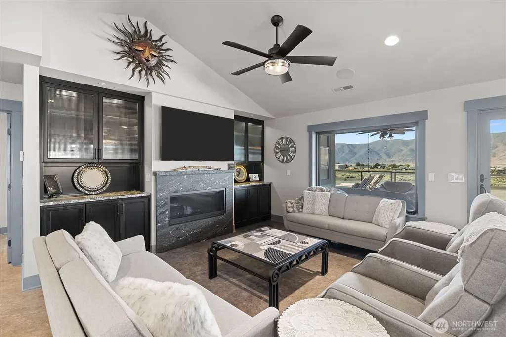 111 Wren Loop SW Mattawa WA 99349