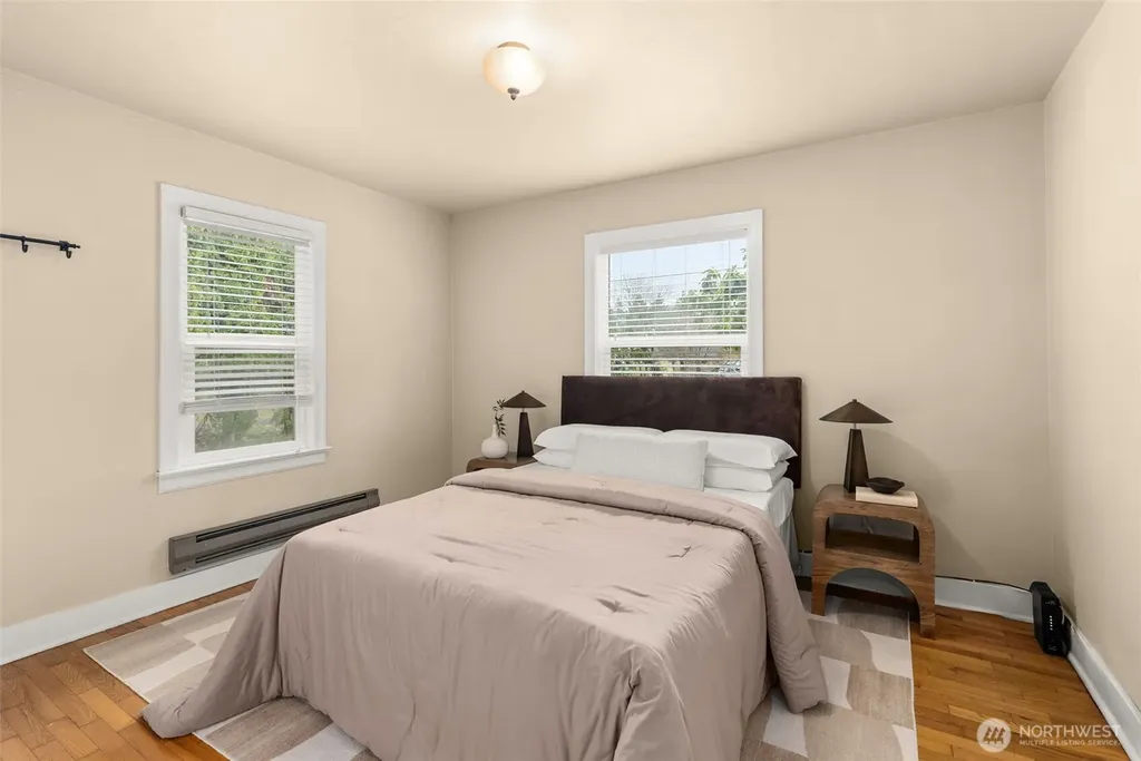 1912 Elliott Avenue NW Olympia WA 98502