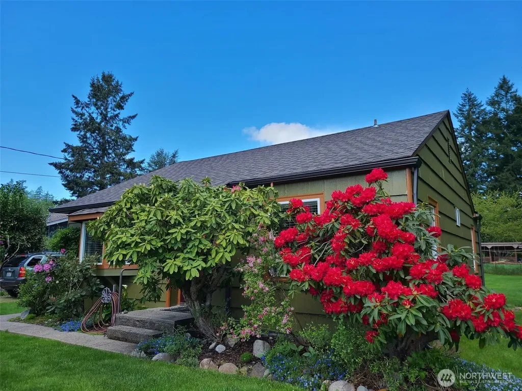 1912 Elliott Avenue NW Olympia WA 98502