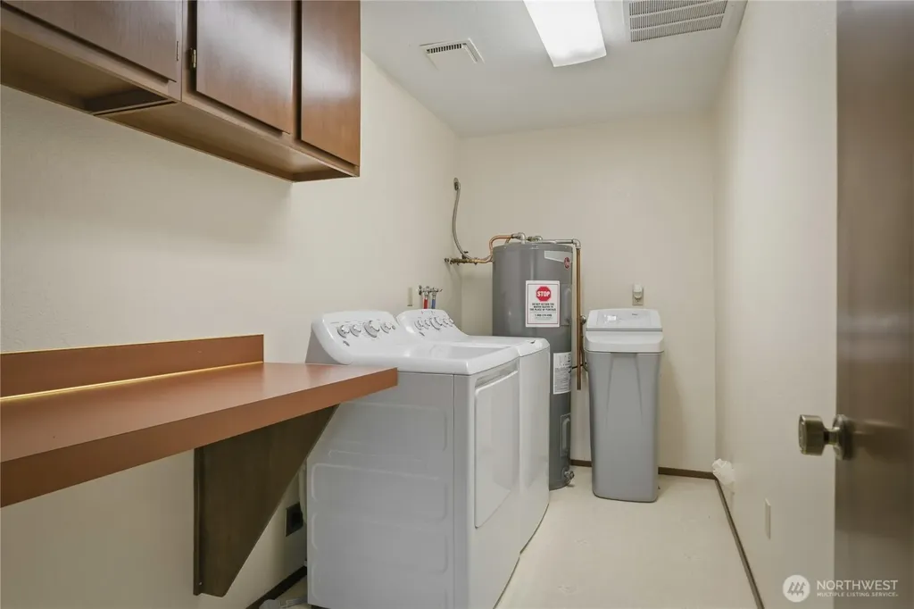 608 Anchor Place Selah WA 98942
