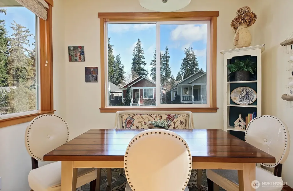 1043 Village Loop Langley WA 98260