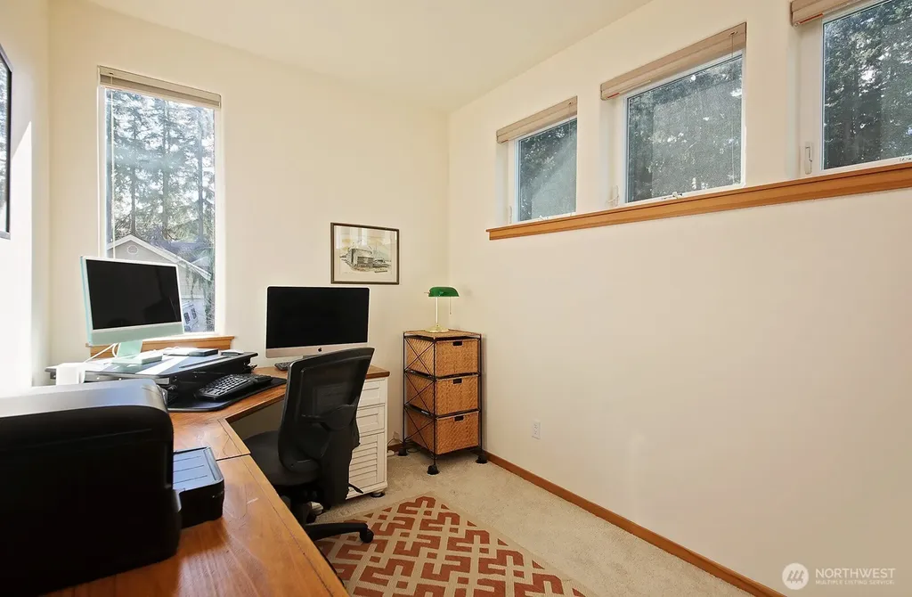 1043 Village Loop Langley WA 98260