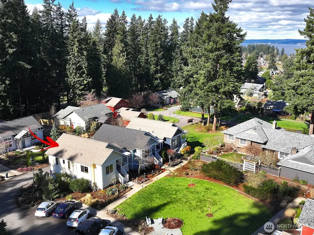 1043 Village Loop Langley WA 98260
