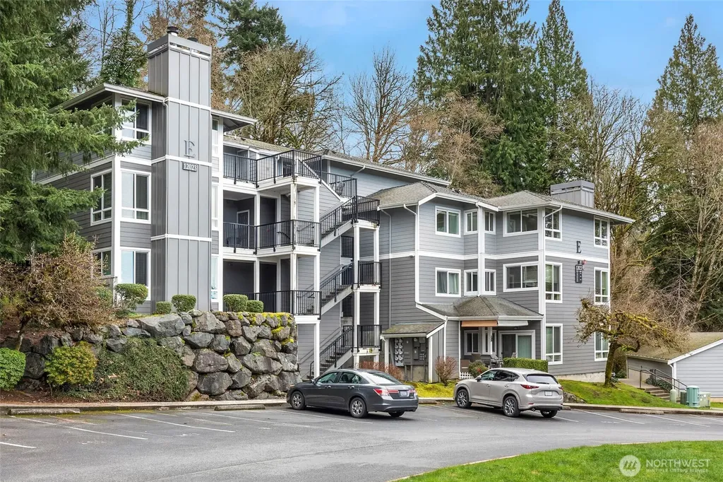 12023 NE 204th Place Bothell WA 98011