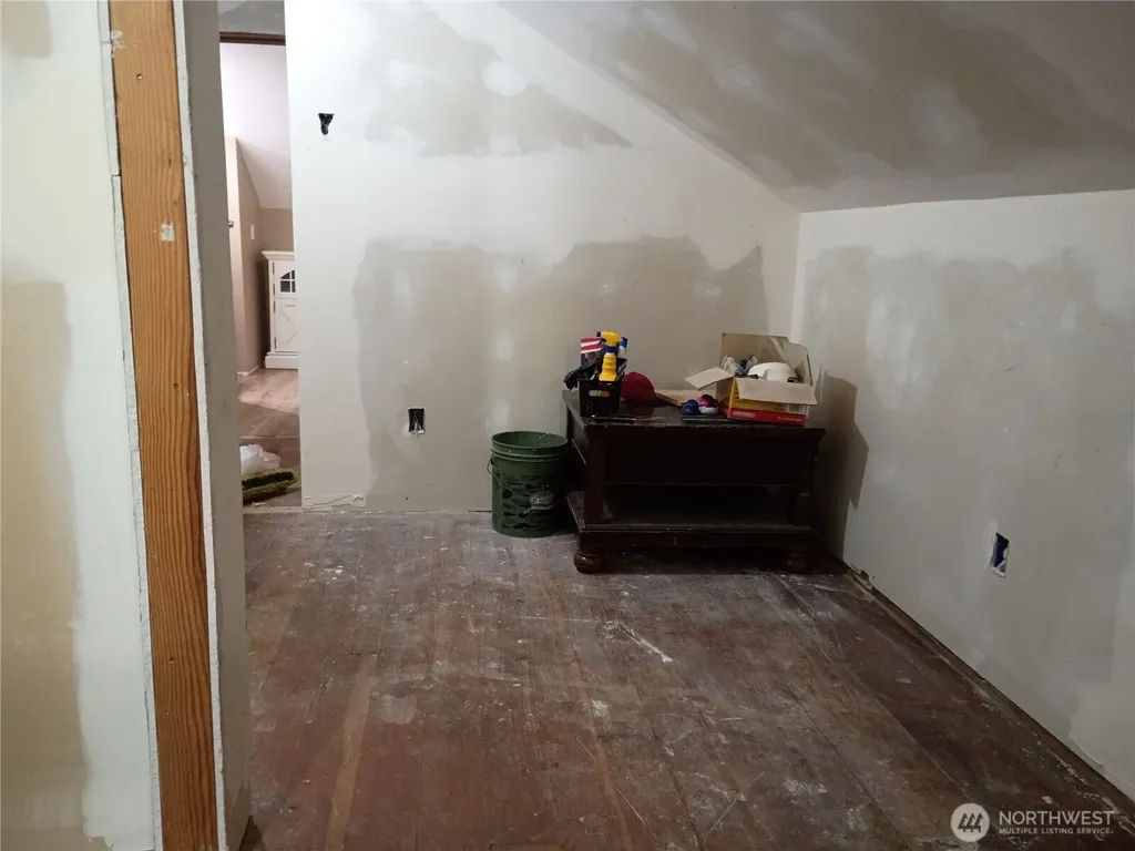 20968 Broadway Street Conway WA 98238