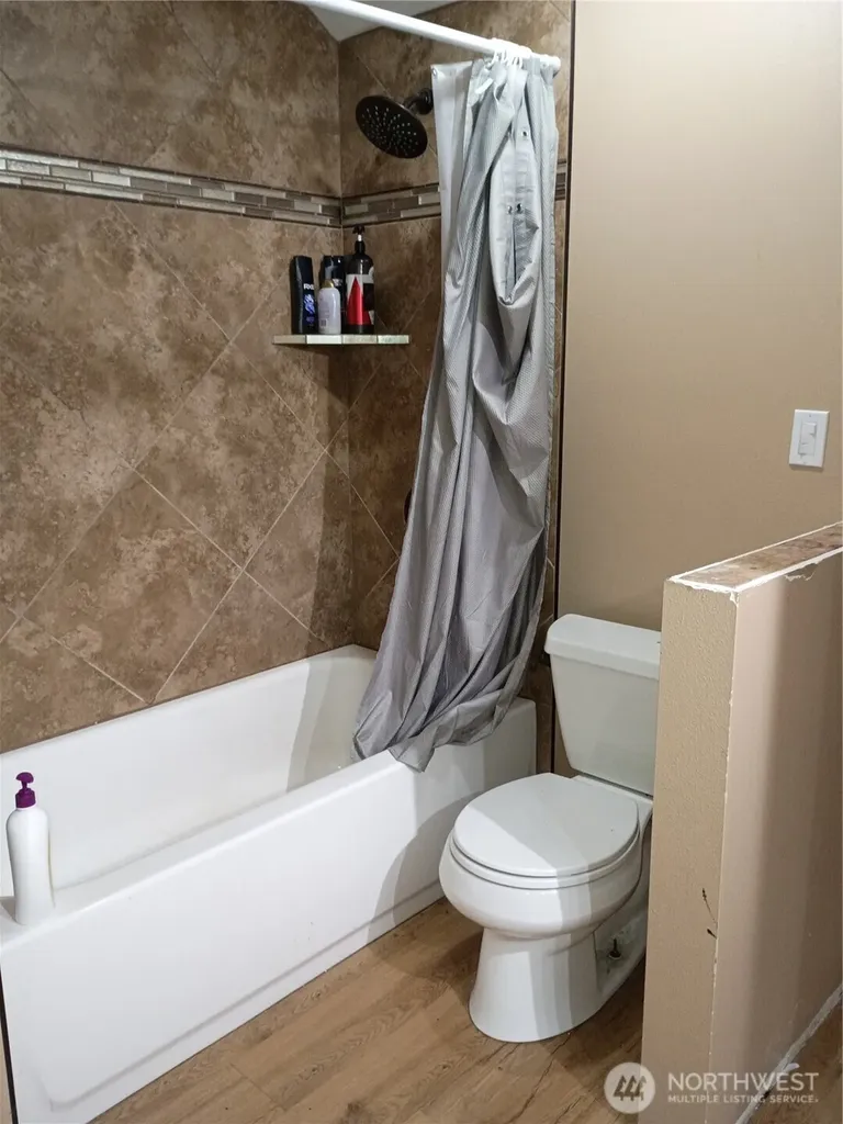 20968 Broadway Street Conway WA 98238