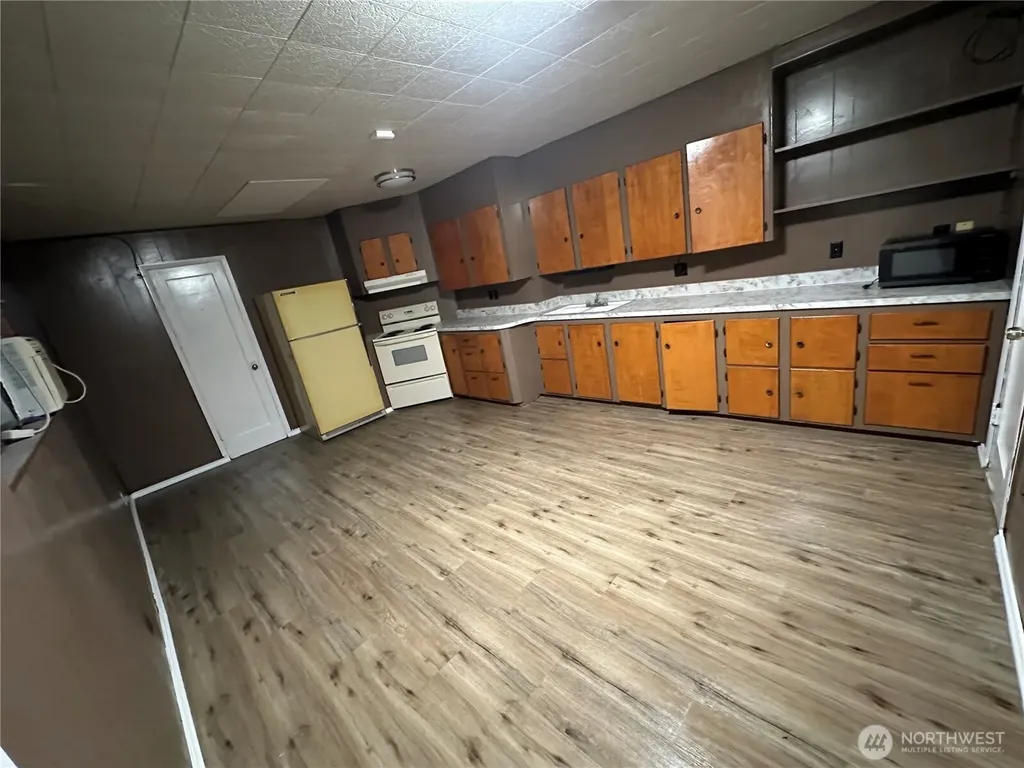 616 Columbia Avenue Bridgeport WA 98813