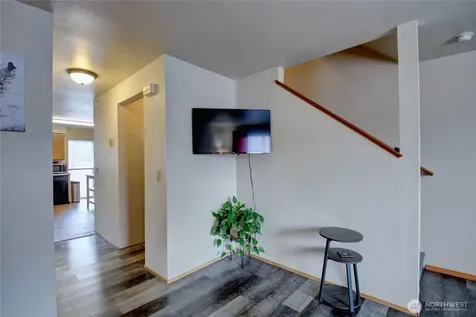 811 S Laventure Road Mount Vernon WA 98274