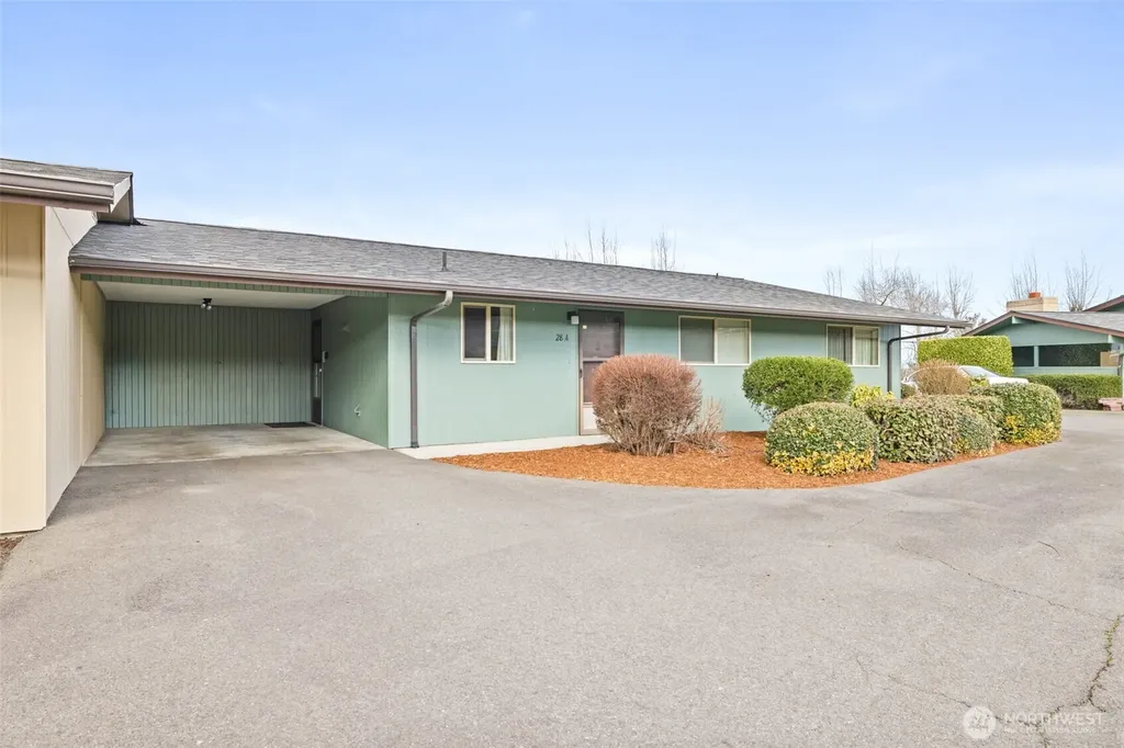1301 S 3rd Avenue Sequim WA 98382