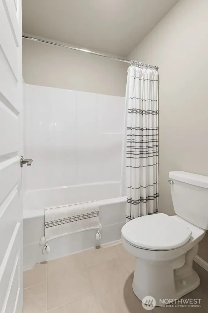 30098 220th Avenue SE Covington WA 98042