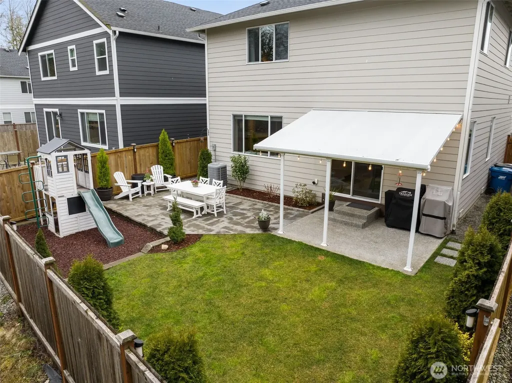 30098 220th Avenue SE Covington WA 98042