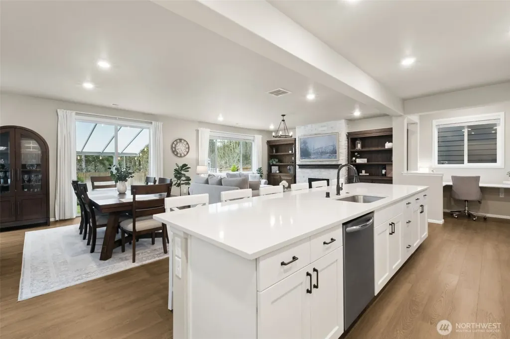 30098 220th Avenue SE Covington WA 98042