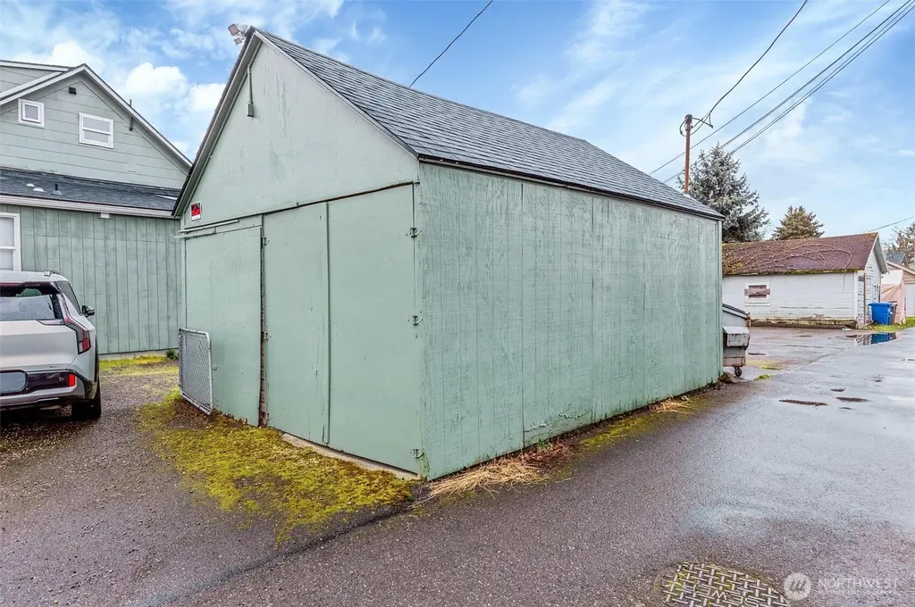 621 Houser Way S Renton WA 98057