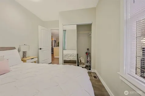 621 Houser Way S Renton WA 98057