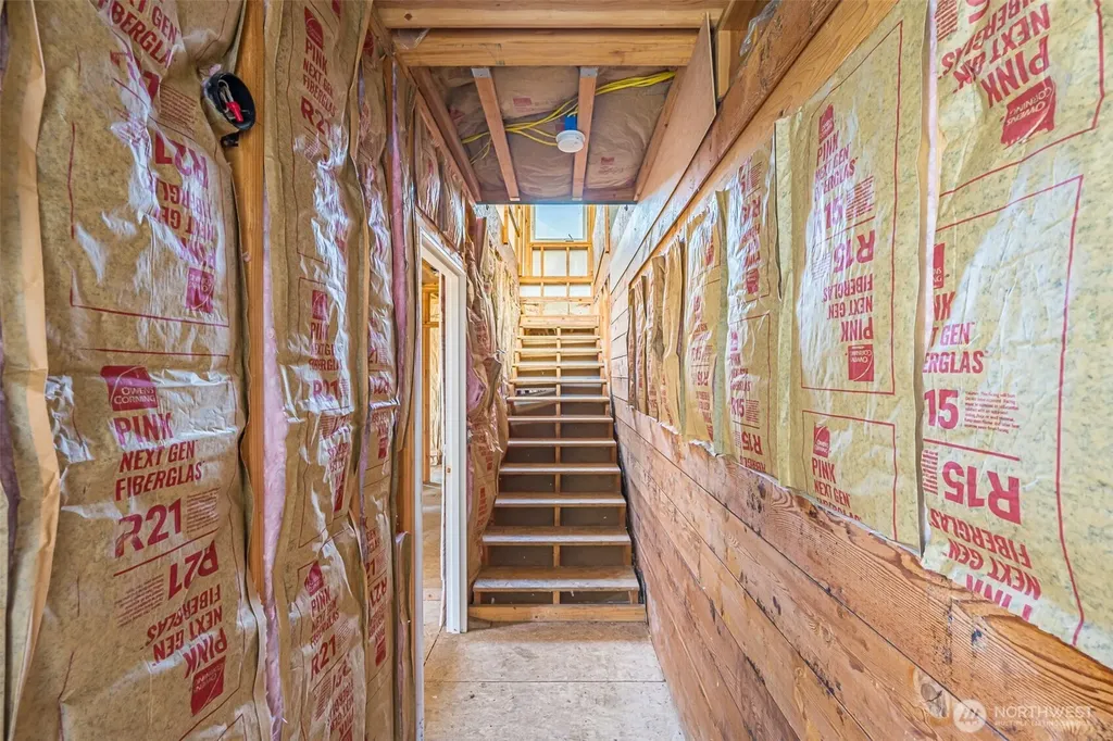 7171 Old Olympic Highway Sequim WA 98382