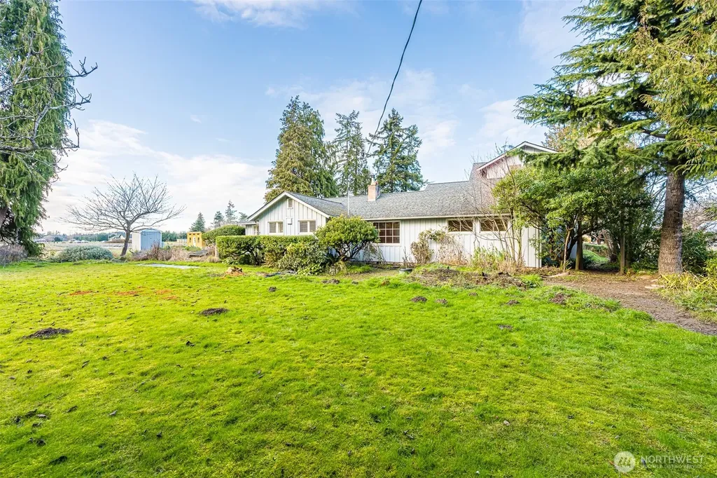 7171 Old Olympic Highway Sequim WA 98382