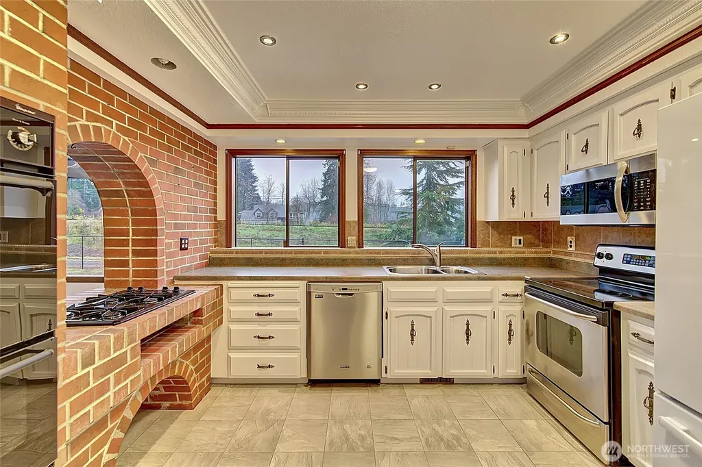 5008 169th Street SE Bothell WA 98012