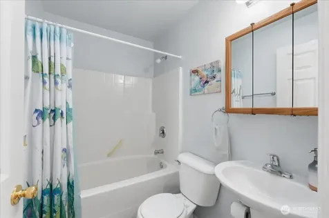 7205 E G Street Tacoma WA 98404