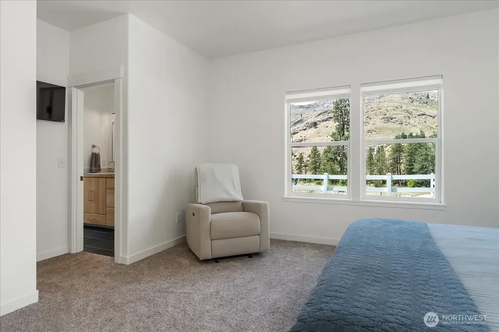87 Burma Road Methow WA 98834