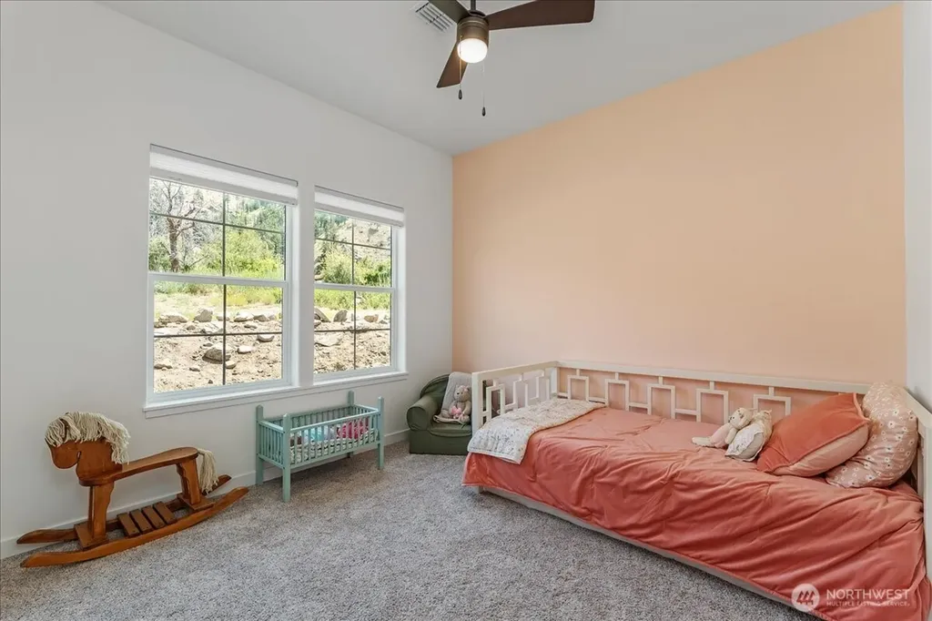87 Burma Road Methow WA 98834